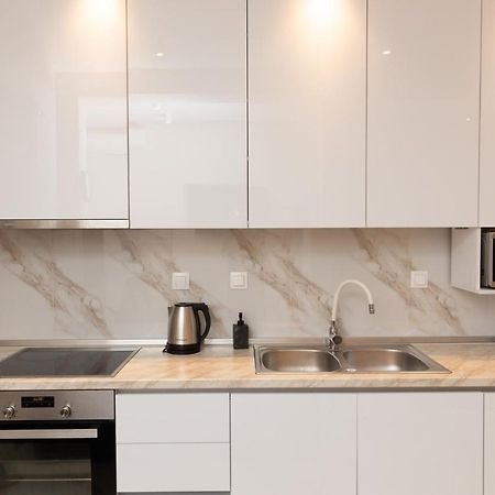 White Lux Heaven Saint Dimitrios Apartment Thessaloniki Exterior photo