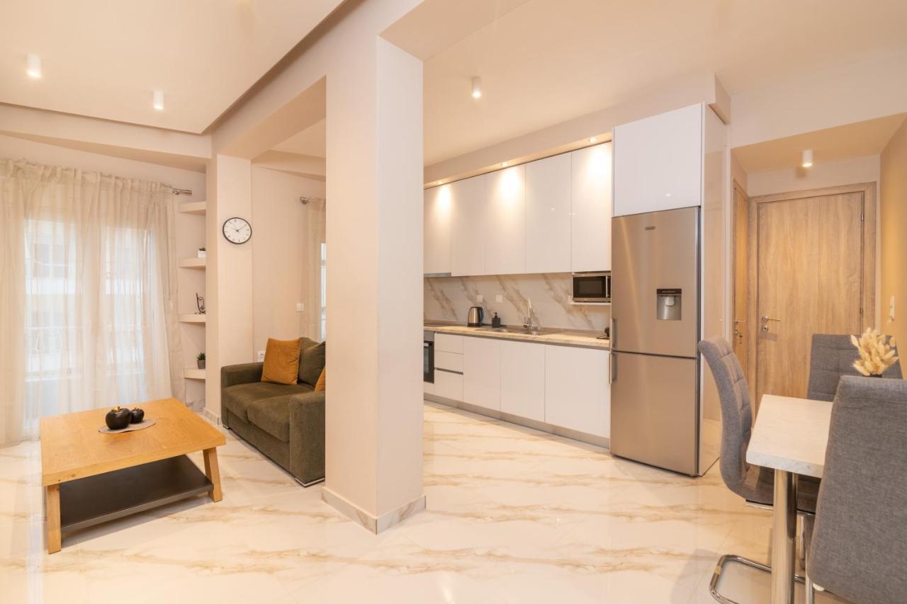 White Lux Heaven Saint Dimitrios Apartment Thessaloniki Exterior photo